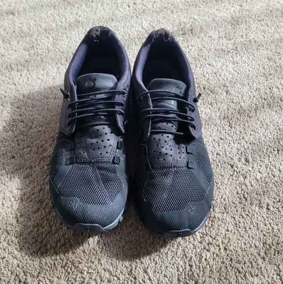 On Running Shoes - Womens On CLOUD Sneakers All Black
